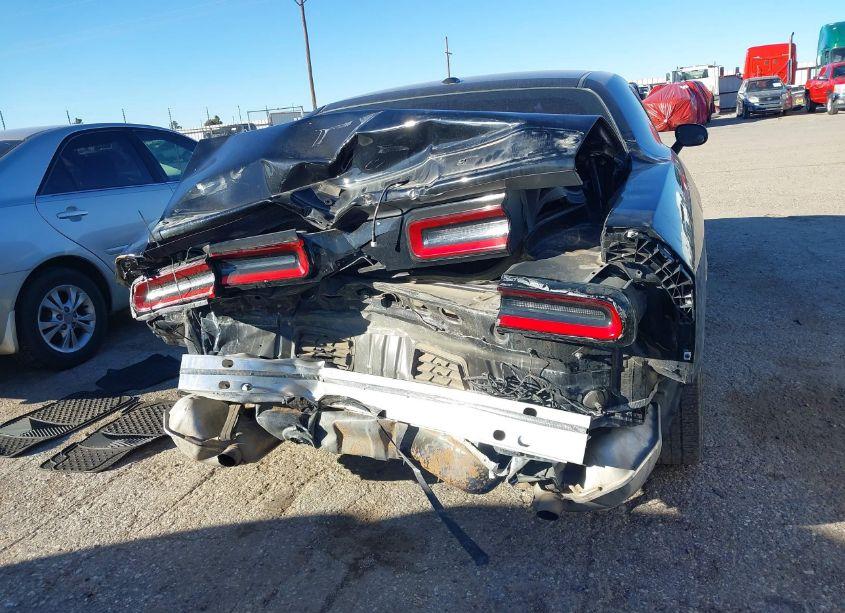 Photo 16 of 2021 Dodge Challenger SXT (VIN 2C3CDZAG7MH542669)