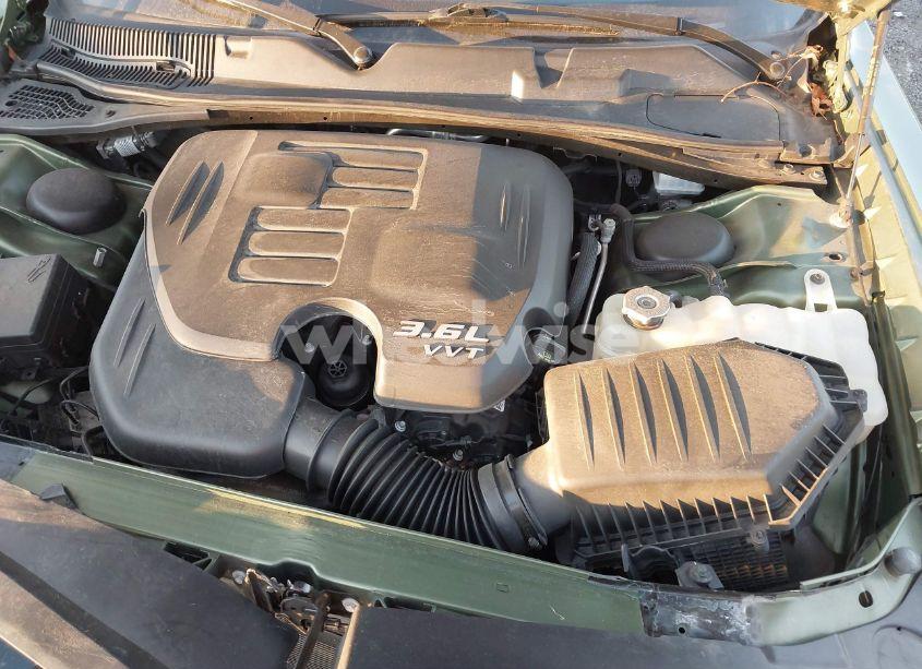 Photo 10 of 2021 Dodge Challenger SXT (VIN 2C3CDZAG7MH597297)