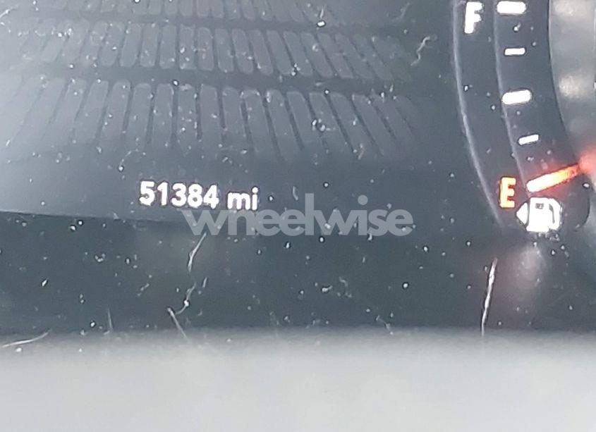 Photo 15 of 2021 Dodge Challenger SXT (VIN 2C3CDZAG7MH597297)