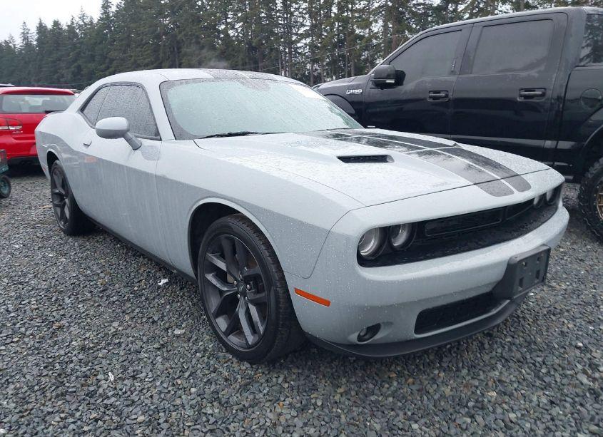 2021 Dodge Challenger SXT (VIN 2C3CDZAG7MH607293) main photo