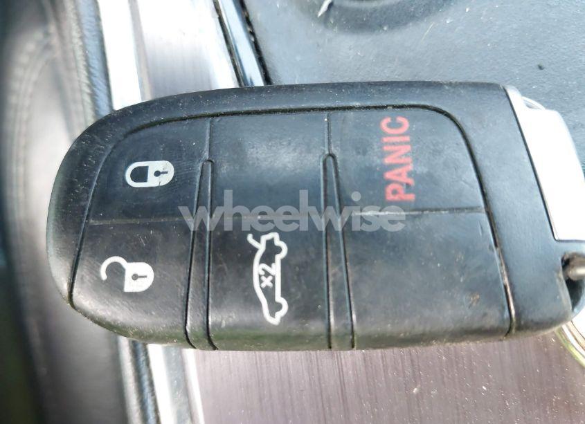 Photo 11 of 2015 Dodge Challenger SXT (VIN 2C3CDZAG8FH703839)