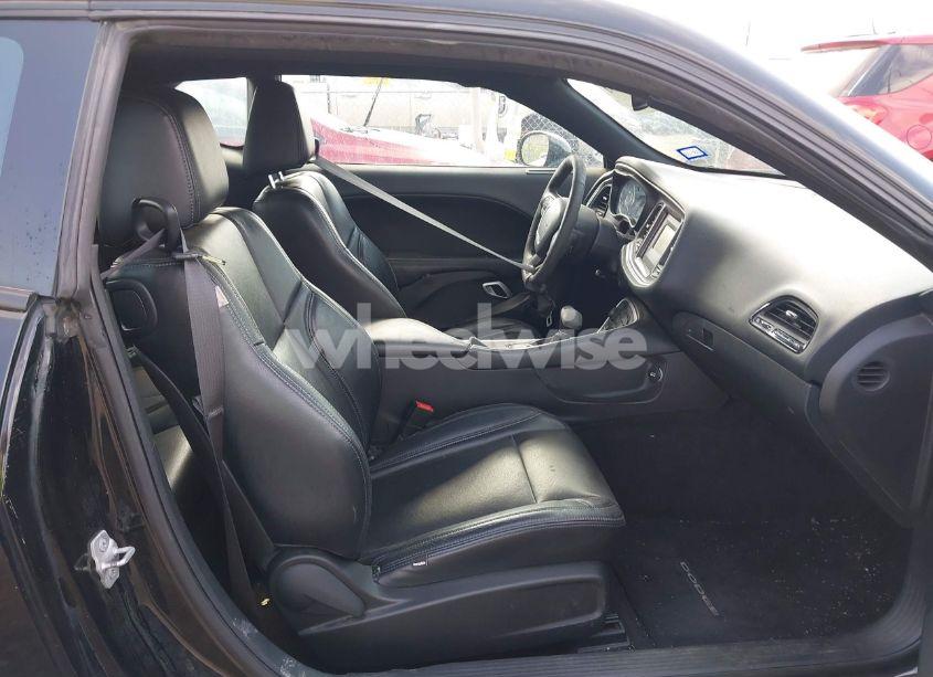 Photo 5 of 2015 Dodge Challenger SXT (VIN 2C3CDZAG8FH703839)