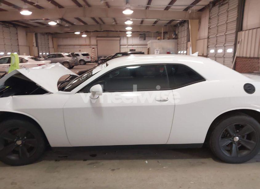 Photo 14 of 2015 Dodge Challenger SXT (VIN 2C3CDZAG8FH711097)