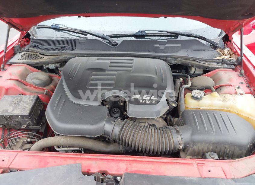 Photo 10 of 2016 Dodge Challenger SXT (VIN 2C3CDZAG8GH158162)