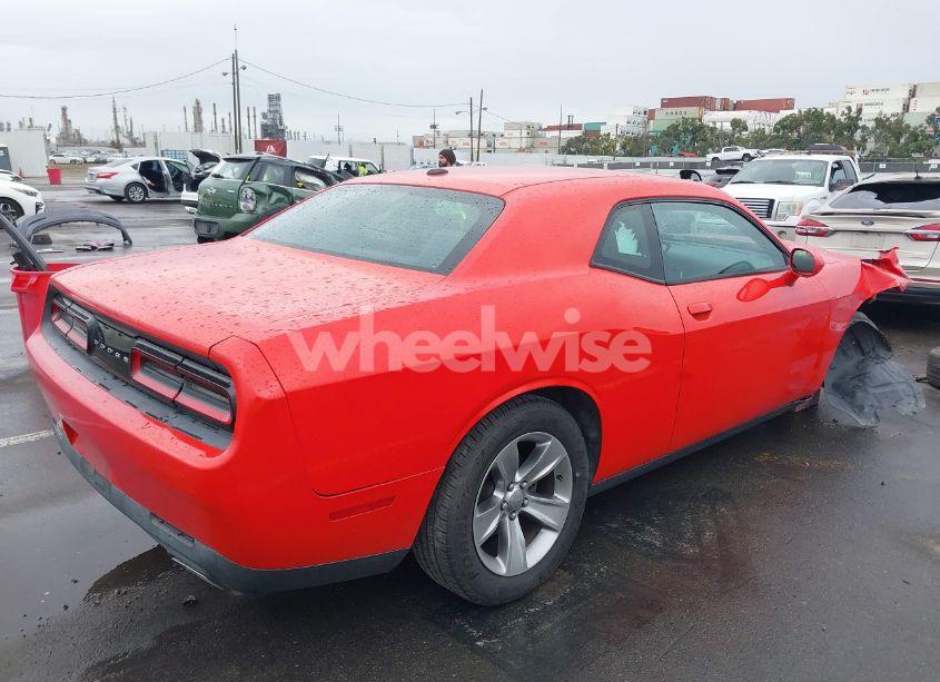 Photo 4 of 2016 Dodge Challenger SXT (VIN 2C3CDZAG8GH158162)