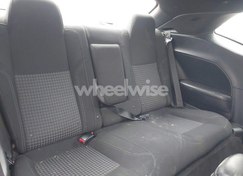 Photo 8 of 2016 Dodge Challenger SXT (VIN 2C3CDZAG8GH158162)