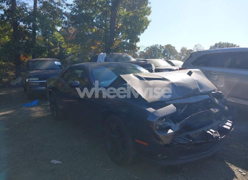 2016 Dodge Challenger SXT (VIN 2C3CDZAG8GH184812) main photo