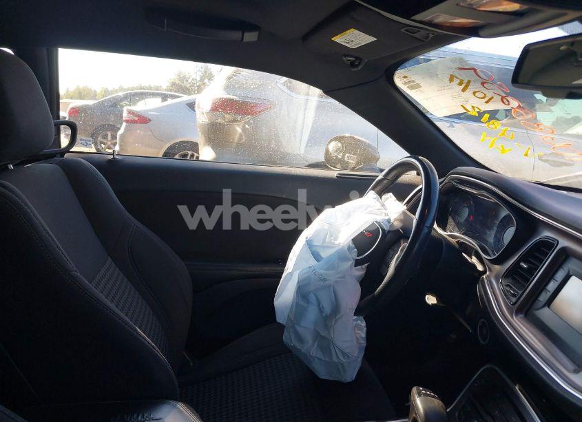 Photo 5 of 2016 Dodge Challenger SXT (VIN 2C3CDZAG8GH184812)