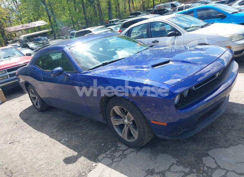 2016 Dodge Challenger SXT (VIN 2C3CDZAG8GH209546) main photo