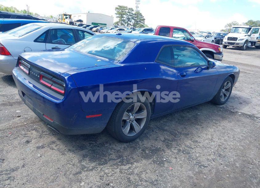 Photo 4 of 2016 Dodge Challenger SXT (VIN 2C3CDZAG8GH209546)