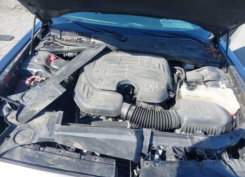 Photo 10 of 2016 Dodge Challenger SXT (VIN 2C3CDZAG8GH264384)