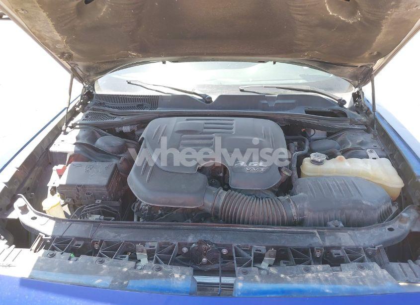 Photo 10 of 2016 Dodge Challenger SXT (VIN 2C3CDZAG8GH275773)