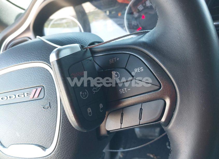 Photo 11 of 2016 Dodge Challenger SXT (VIN 2C3CDZAG8GH275773)