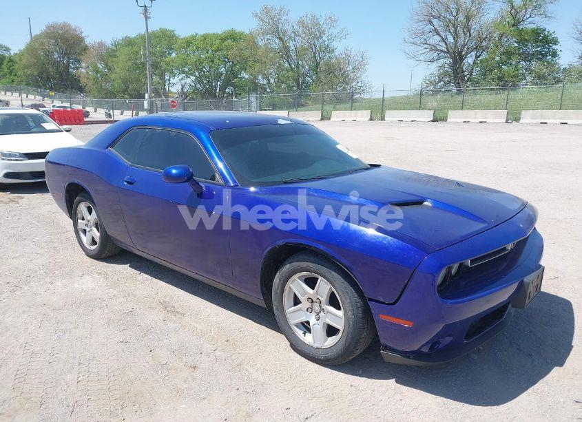 Photo 6 of 2016 Dodge Challenger SXT (VIN 2C3CDZAG8GH275773)