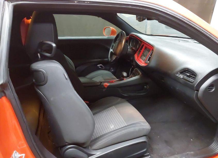 Photo 5 of 2016 Dodge Challenger SXT (VIN 2C3CDZAG8GH338709)