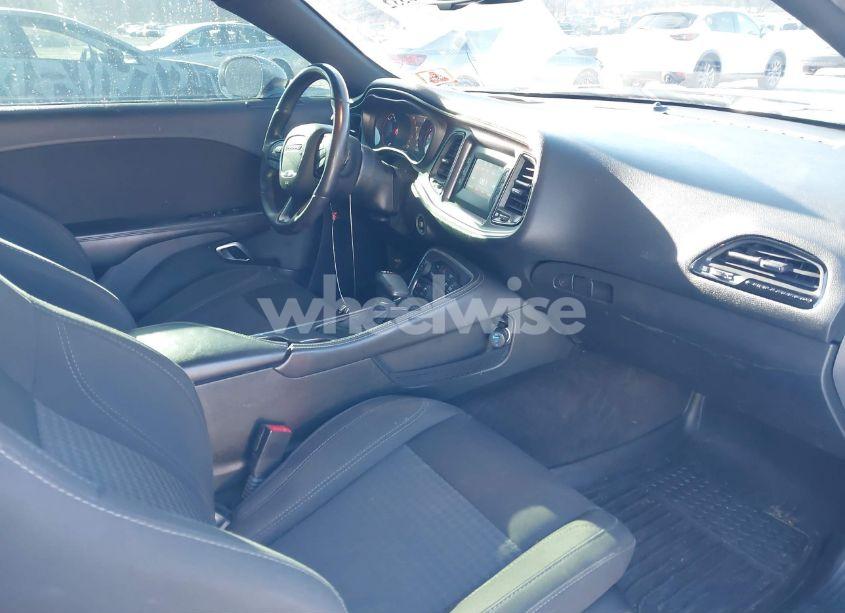 Photo 5 of 2017 Dodge Challenger SXT (VIN 2C3CDZAG8HH507791)