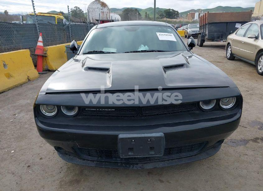 Photo 11 of 2017 Dodge Challenger SXT (VIN 2C3CDZAG8HH550494)