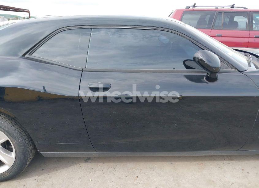 Photo 12 of 2017 Dodge Challenger SXT (VIN 2C3CDZAG8HH550494)