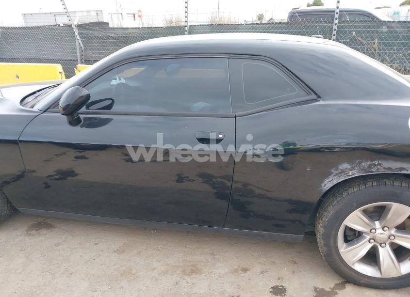 Photo 13 of 2017 Dodge Challenger SXT (VIN 2C3CDZAG8HH550494)