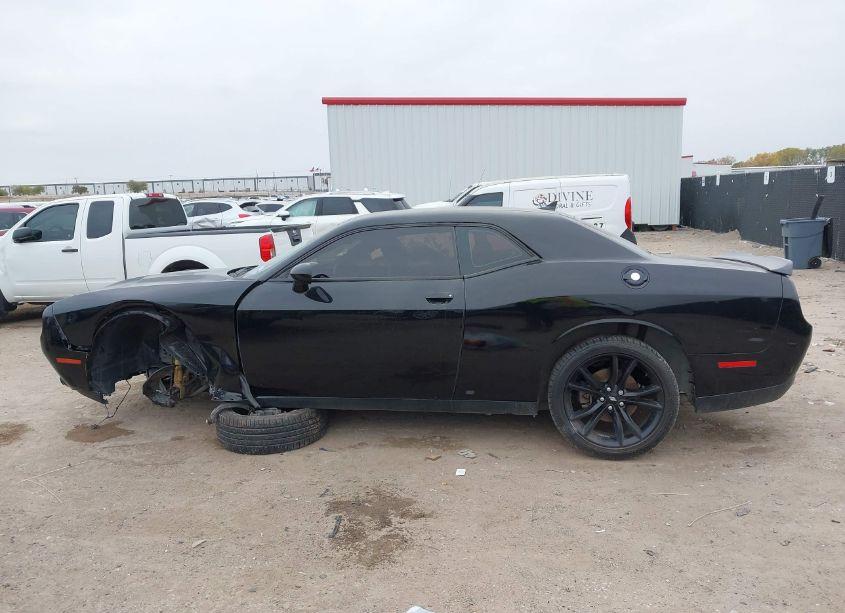 Photo 14 of 2017 Dodge Challenger SXT PLUS (VIN 2C3CDZAG8HH554142)