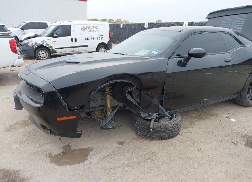 Photo 6 of 2017 Dodge Challenger SXT PLUS (VIN 2C3CDZAG8HH554142)