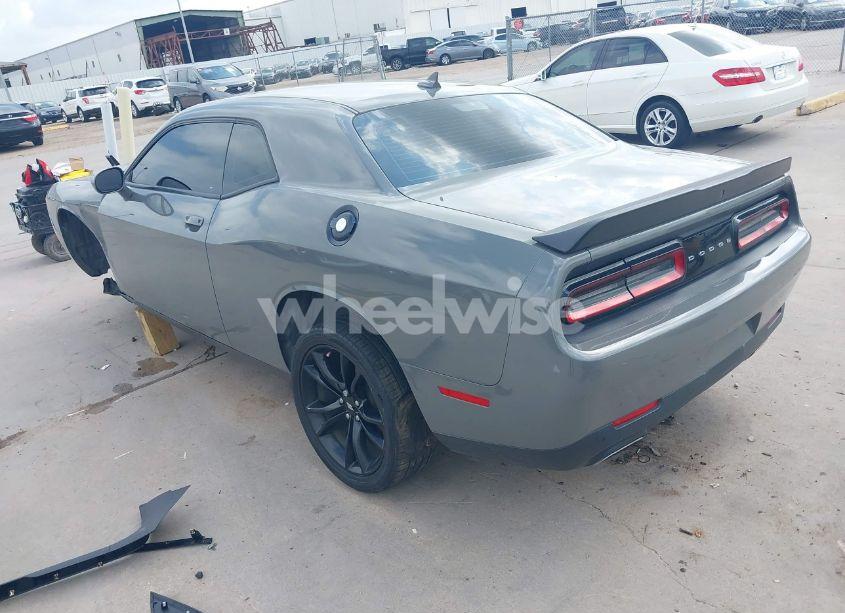 Photo 3 of 2018 Dodge Challenger SXT (VIN 2C3CDZAG8JH110801)