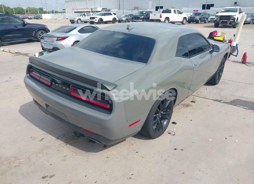 Photo 4 of 2018 Dodge Challenger SXT (VIN 2C3CDZAG8JH110801)