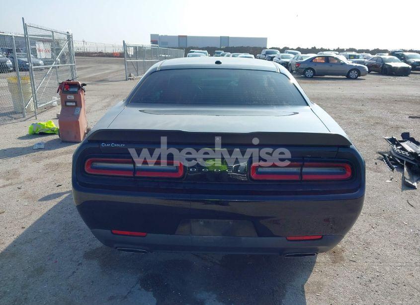 Photo 17 of 2018 Dodge Challenger SXT (VIN 2C3CDZAG8JH153213)