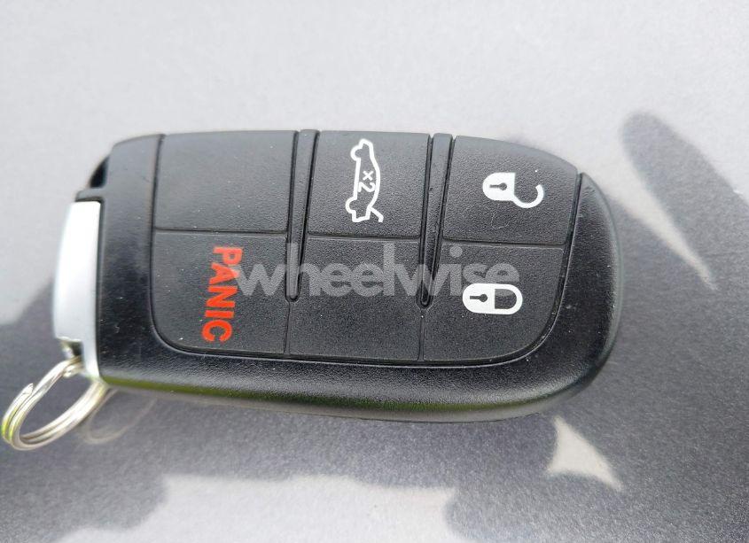 Photo 11 of 2018 Dodge Challenger SXT (VIN 2C3CDZAG8JH271214)