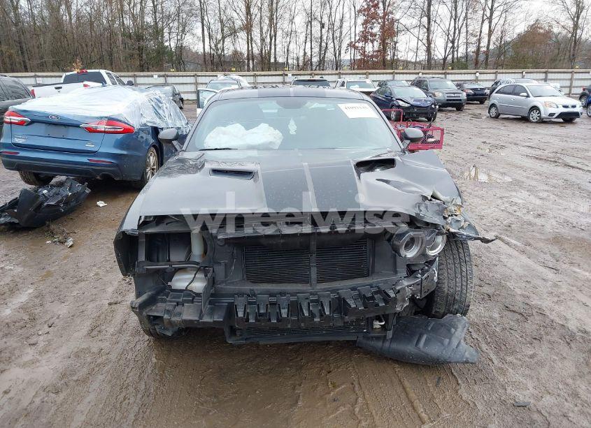 Photo 12 of 2018 Dodge Challenger SXT (VIN 2C3CDZAG8JH271214)