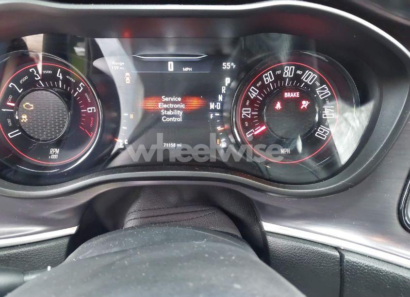 Photo 7 of 2018 Dodge Challenger SXT (VIN 2C3CDZAG8JH271214)