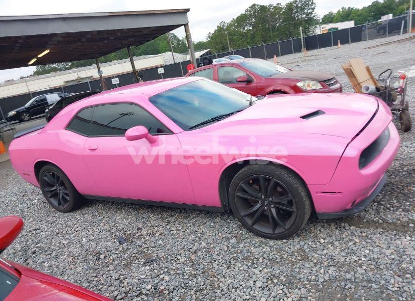 Photo 13 of 2018 Dodge Challenger SXT (VIN 2C3CDZAG8JH310769)