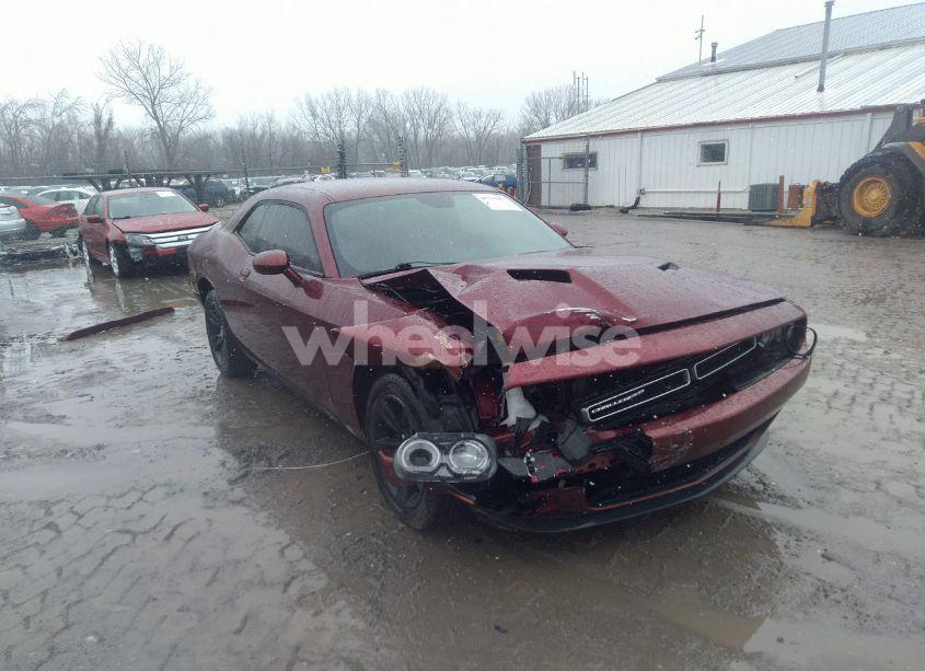 2019 Dodge Challenger SXT (VIN 2C3CDZAG8KH687717) main photo