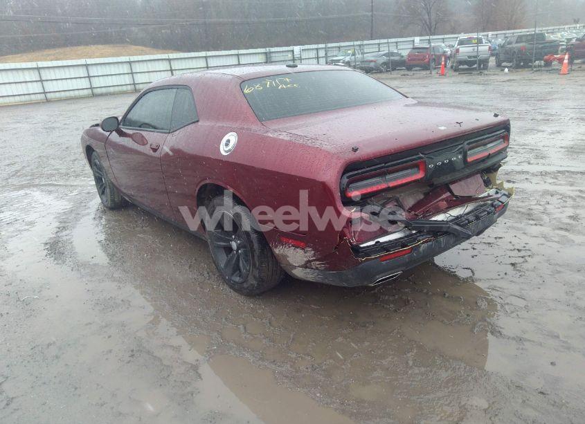 Photo 3 of 2019 Dodge Challenger SXT (VIN 2C3CDZAG8KH687717)