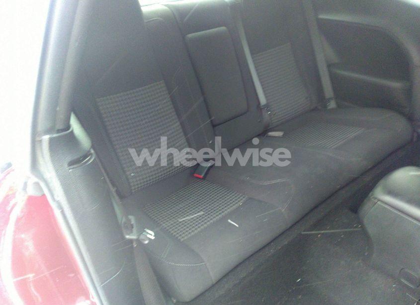 Photo 8 of 2019 Dodge Challenger SXT (VIN 2C3CDZAG8KH687717)