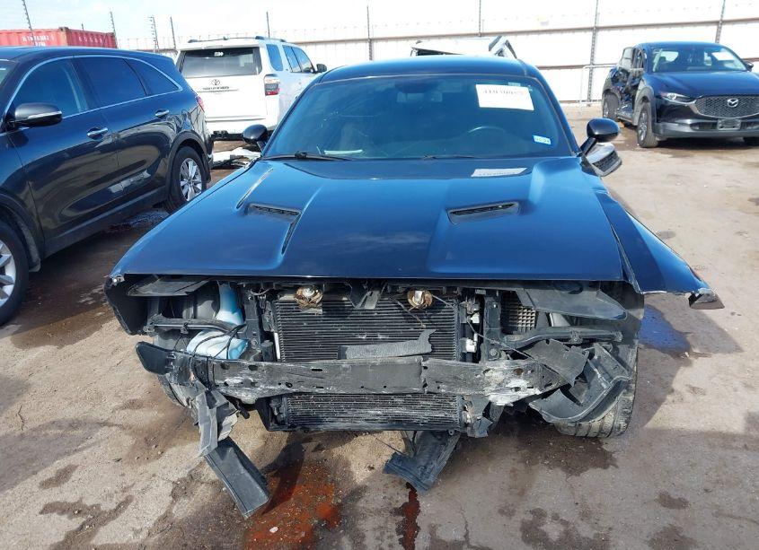 Photo 13 of 2019 Dodge Challenger SXT (VIN 2C3CDZAG8KH701597)