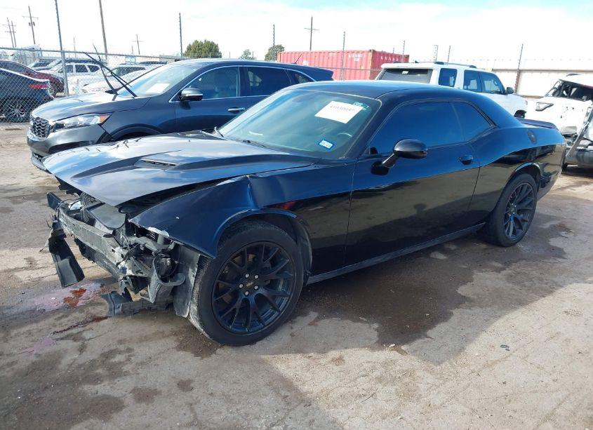 Photo 2 of 2019 Dodge Challenger SXT (VIN 2C3CDZAG8KH701597)