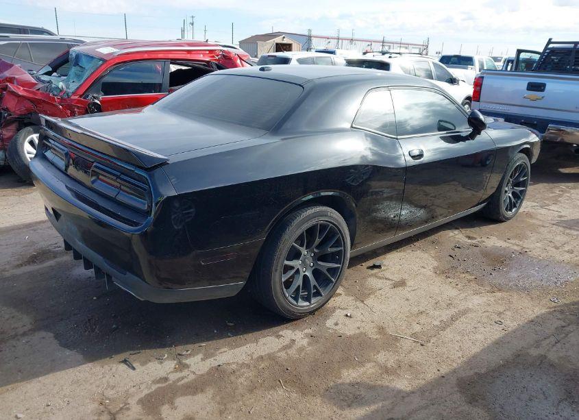 Photo 4 of 2019 Dodge Challenger SXT (VIN 2C3CDZAG8KH701597)