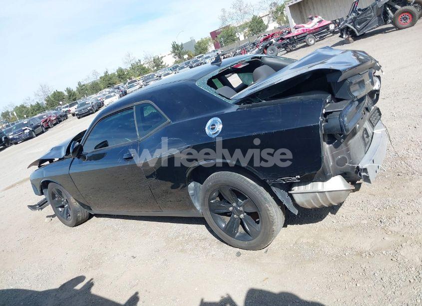 Photo 15 of 2019 Dodge Challenger SXT (VIN 2C3CDZAG8KH758446)