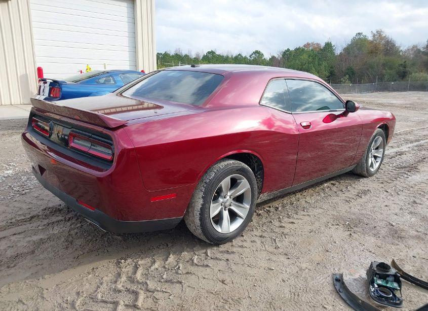 Photo 4 of 2020 Dodge Challenger SXT (VIN 2C3CDZAG8LH113281)