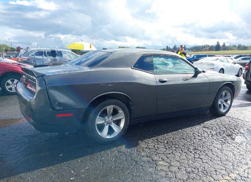 Photo 6 of 2020 Dodge Challenger SXT (VIN 2C3CDZAG8LH206284)