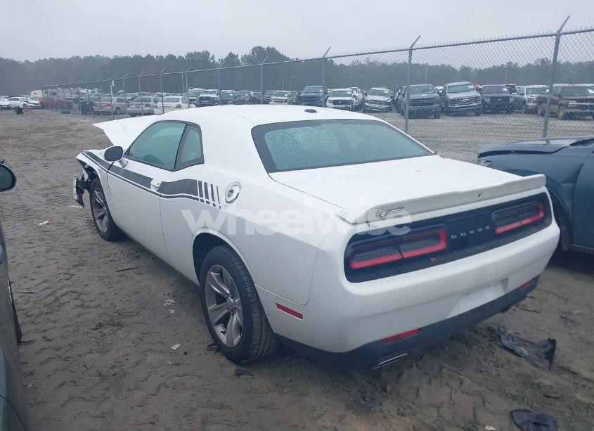 Photo 14 of 2020 Dodge Challenger SXT (VIN 2C3CDZAG8LH210304)