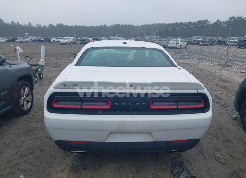 Photo 16 of 2020 Dodge Challenger SXT (VIN 2C3CDZAG8LH210304)