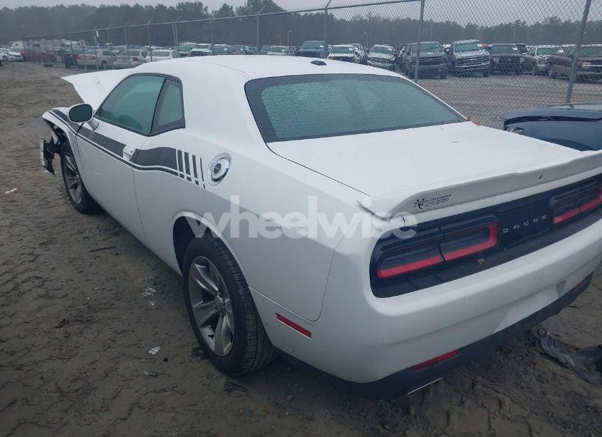 Photo 3 of 2020 Dodge Challenger SXT (VIN 2C3CDZAG8LH210304)