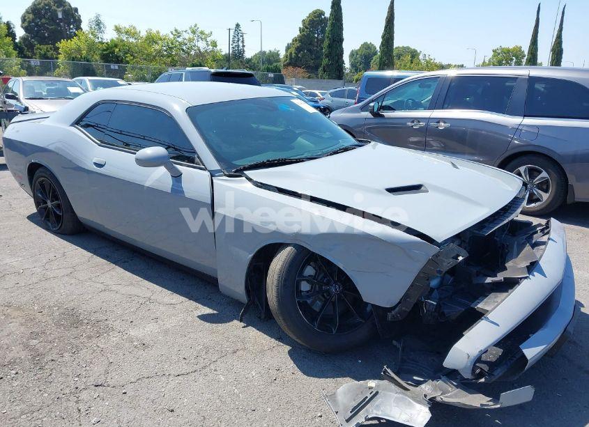 2021 Dodge Challenger SXT (VIN 2C3CDZAG8MH596787) main photo