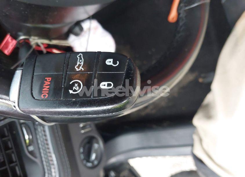 Photo 11 of 2022 Dodge Challenger SXT (VIN 2C3CDZAG8NH148969)