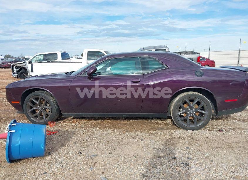 Photo 14 of 2022 Dodge Challenger SXT (VIN 2C3CDZAG8NH204408)
