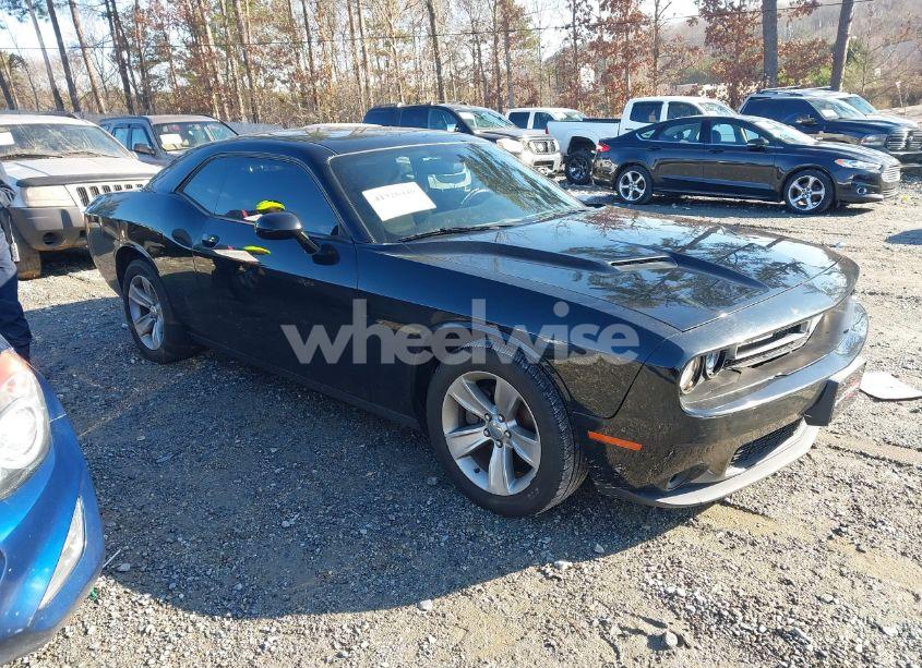 2015 Dodge Challenger SXT (VIN 2C3CDZAG9FH750281) main photo