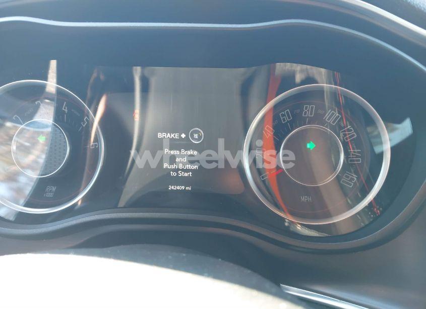 Photo 7 of 2015 Dodge Challenger SXT (VIN 2C3CDZAG9FH750281)