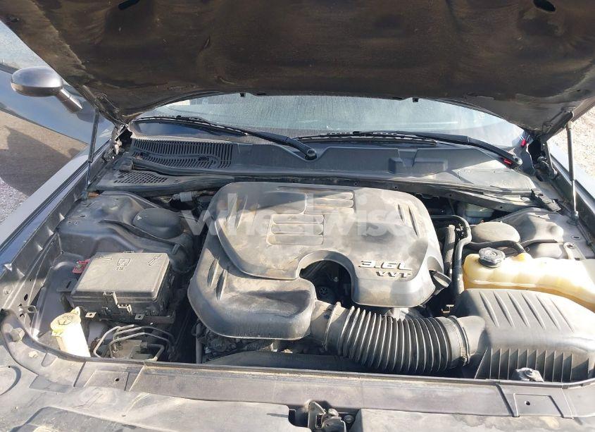 Photo 10 of 2015 Dodge Challenger SXT (VIN 2C3CDZAG9FH816330)